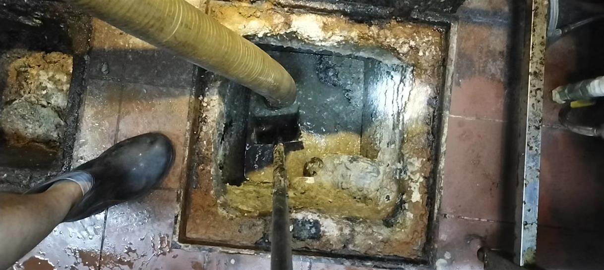 八公山污水池清理一般都有毒气，怎么预防中毒呢？
