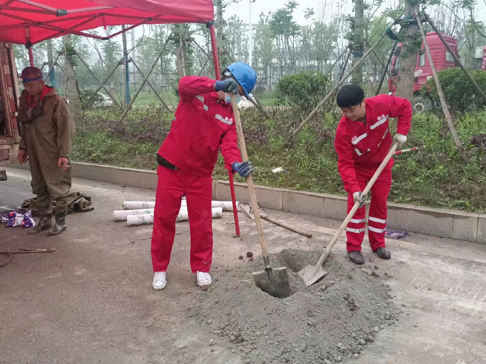 八公山管道疏通哪家好】及时进行市政管道清淤
